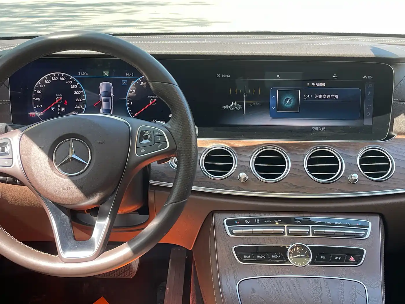 Mercedes-Benz E-Class 2018 E 200 L фото 12