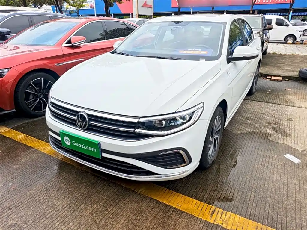 Volkswagen Bora 2025 200TSI DSG Joy Ride Navigation Edition