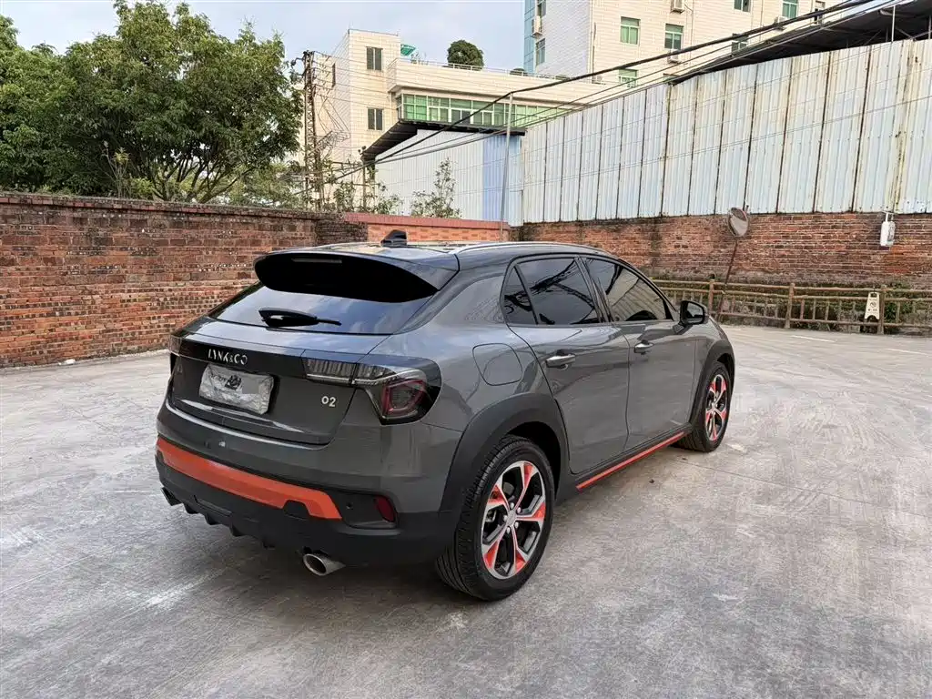 Lynk & Co 02 2019 1.5T DCT 2WD Shine Pro Edition China VI фото 5