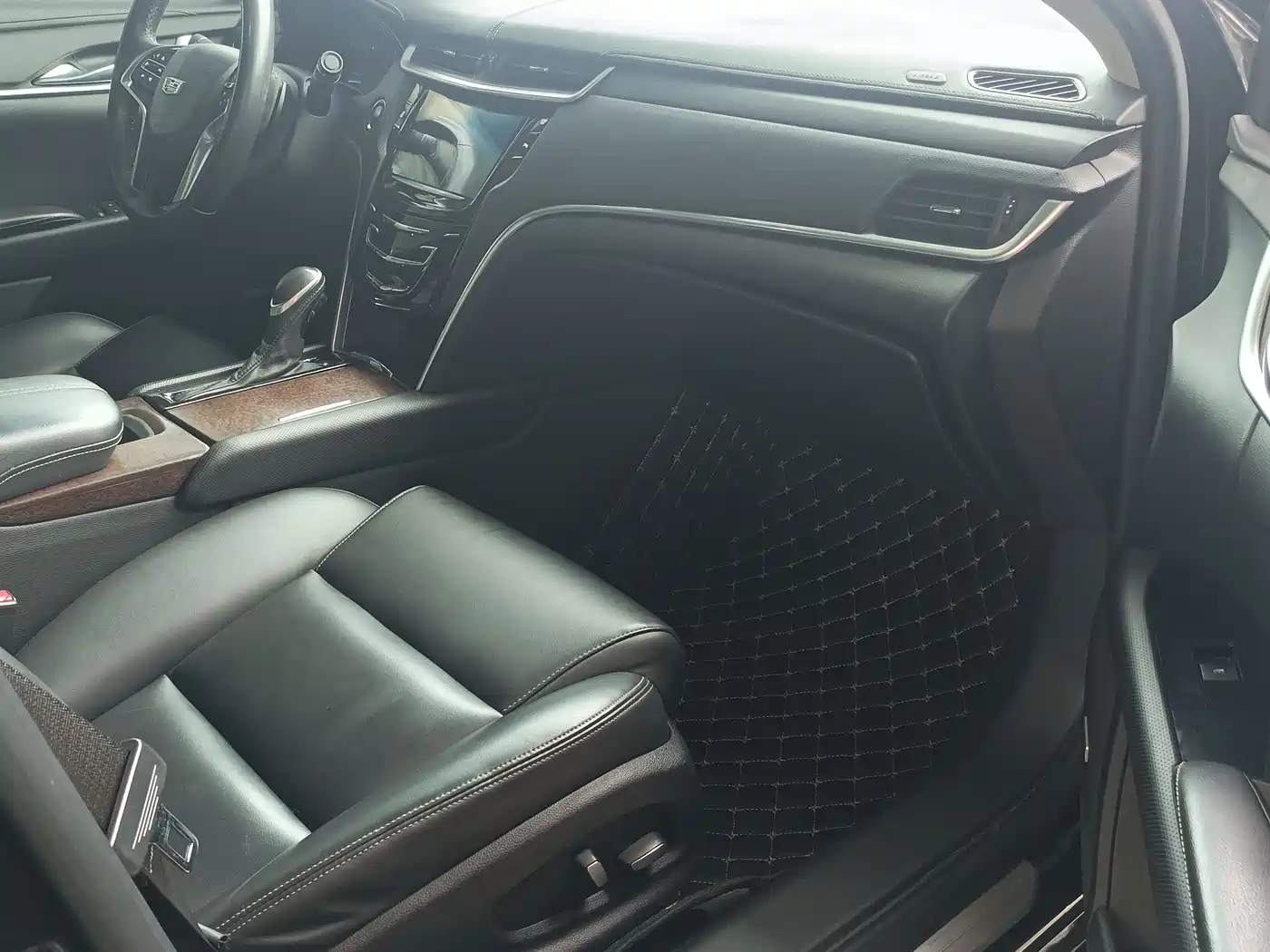 Cadillac XTS 2018 28T Technology фото 11