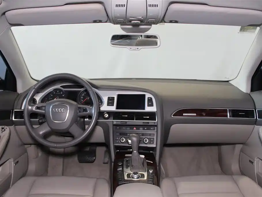Audi A6L 2012 50 TFSI quattro Luxury фото 9