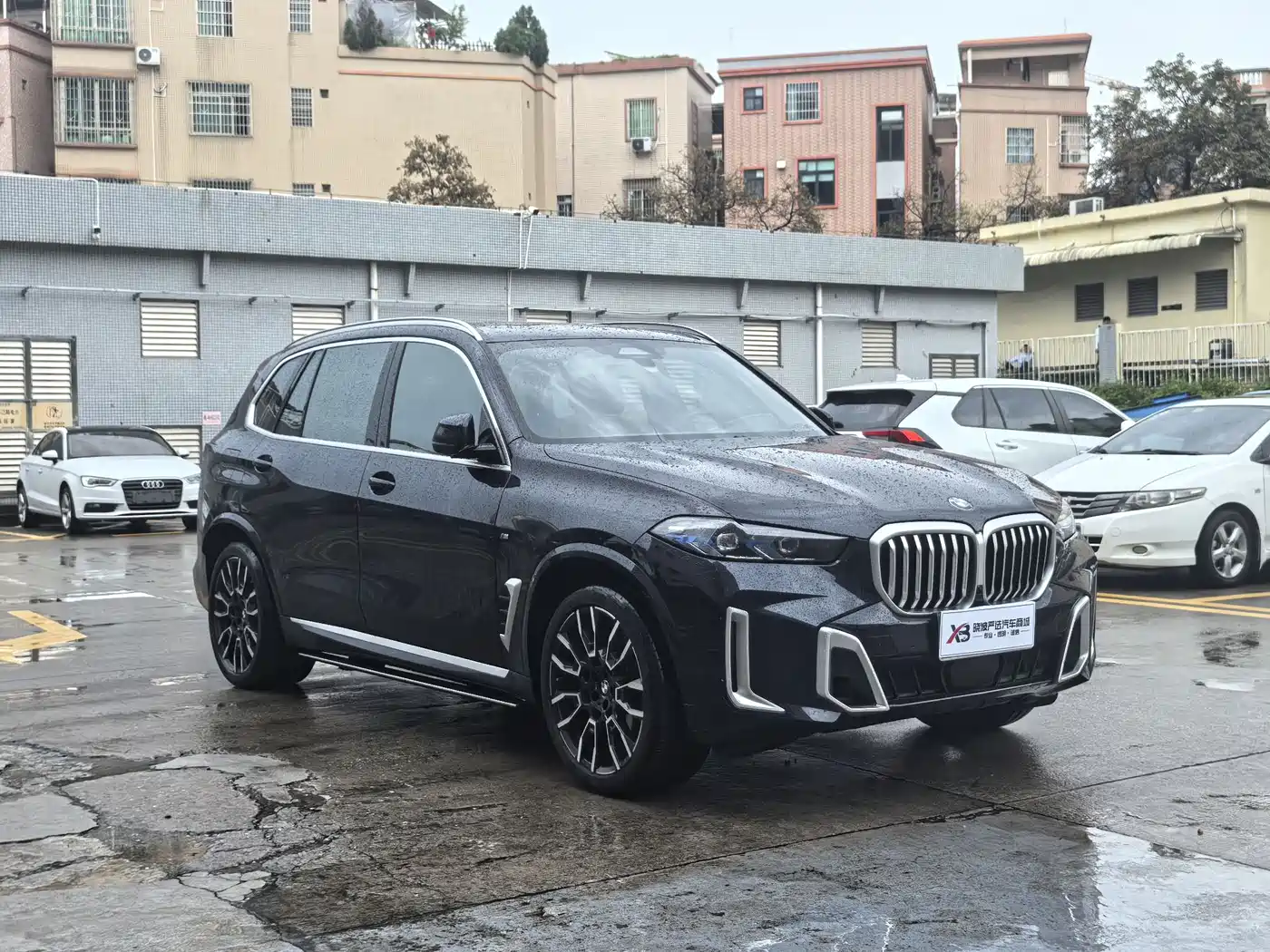 BMW X5 2023 xDrive 40Li M Sport Package фото 3