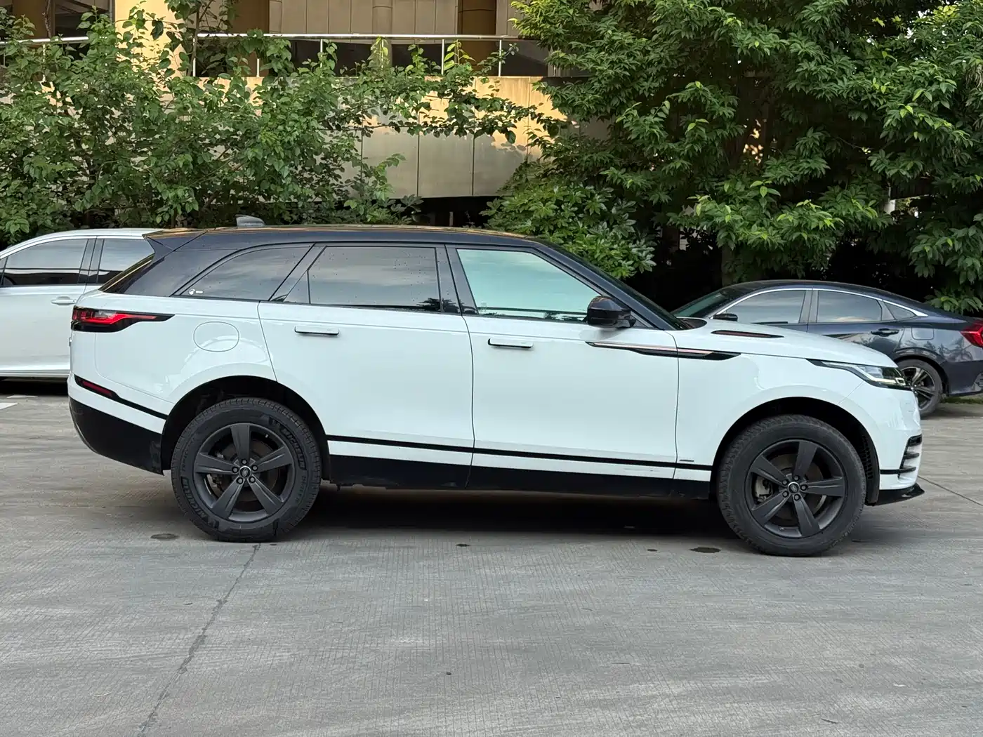 Land Rover Range Rover Velar 2017 P380 R-DYNAMIC S фото 12