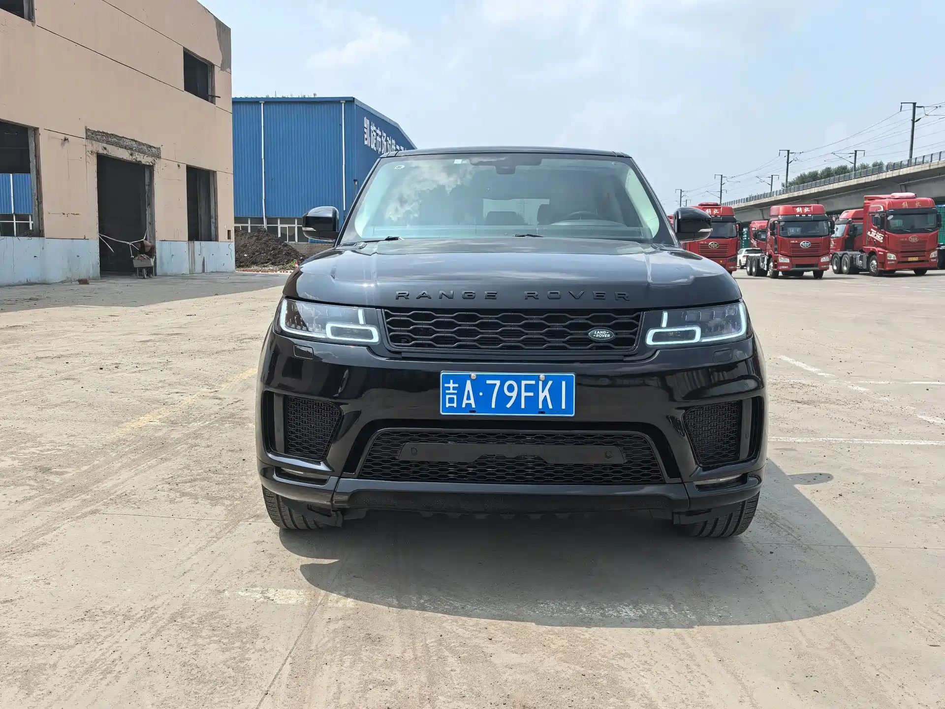 صورة 2 - Land Rover Range Rover Sport