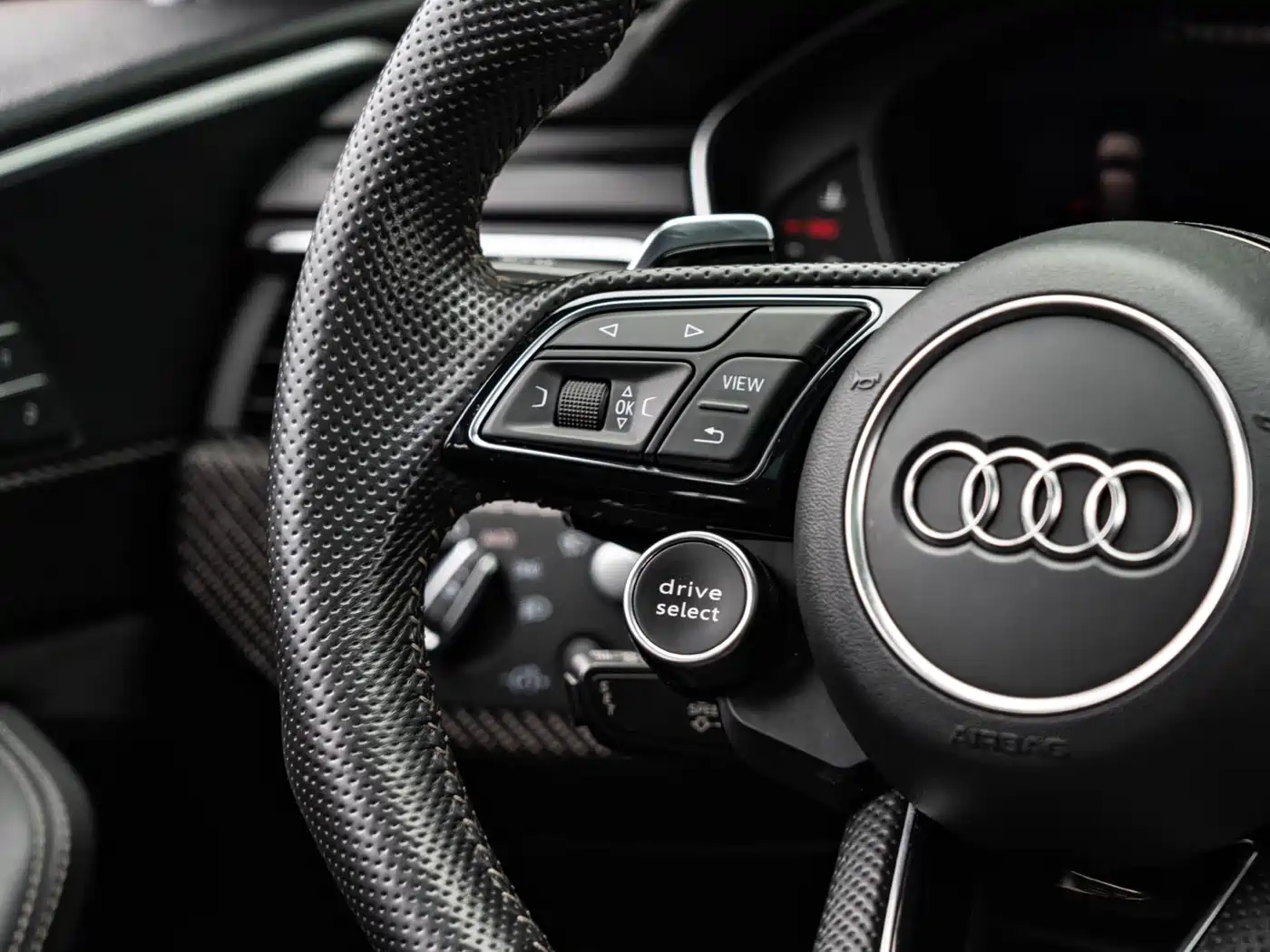 Audi RS 4 2019 RS 4 2.9T Avant фото 9