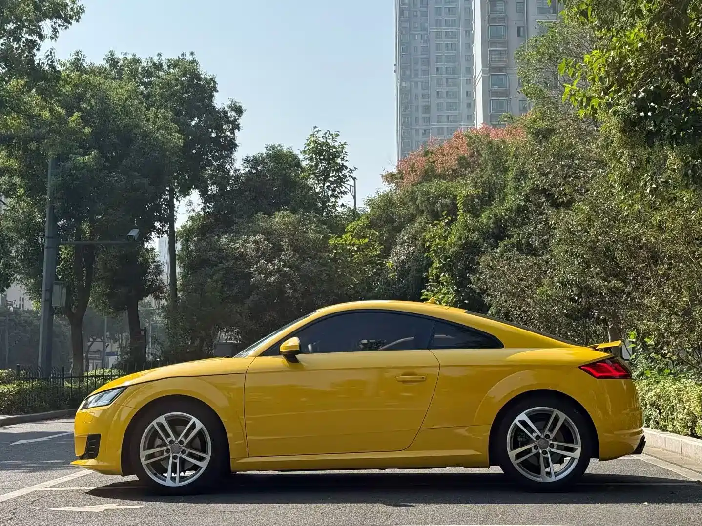 Фото 4 - Audi TT