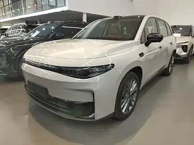 Leapmotor C10