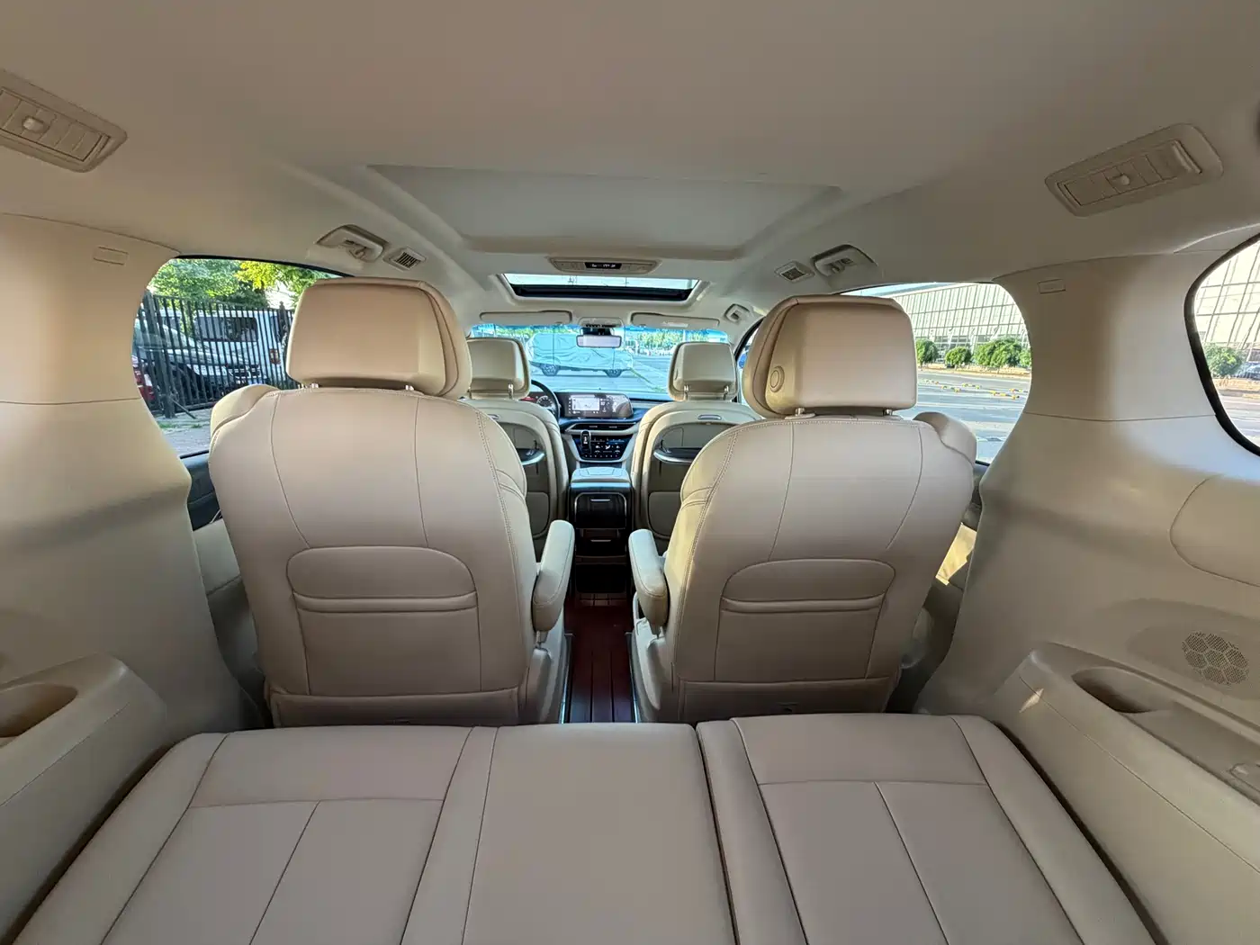 Buick GL8 2023 ES Landmaster Exclusive фото 30