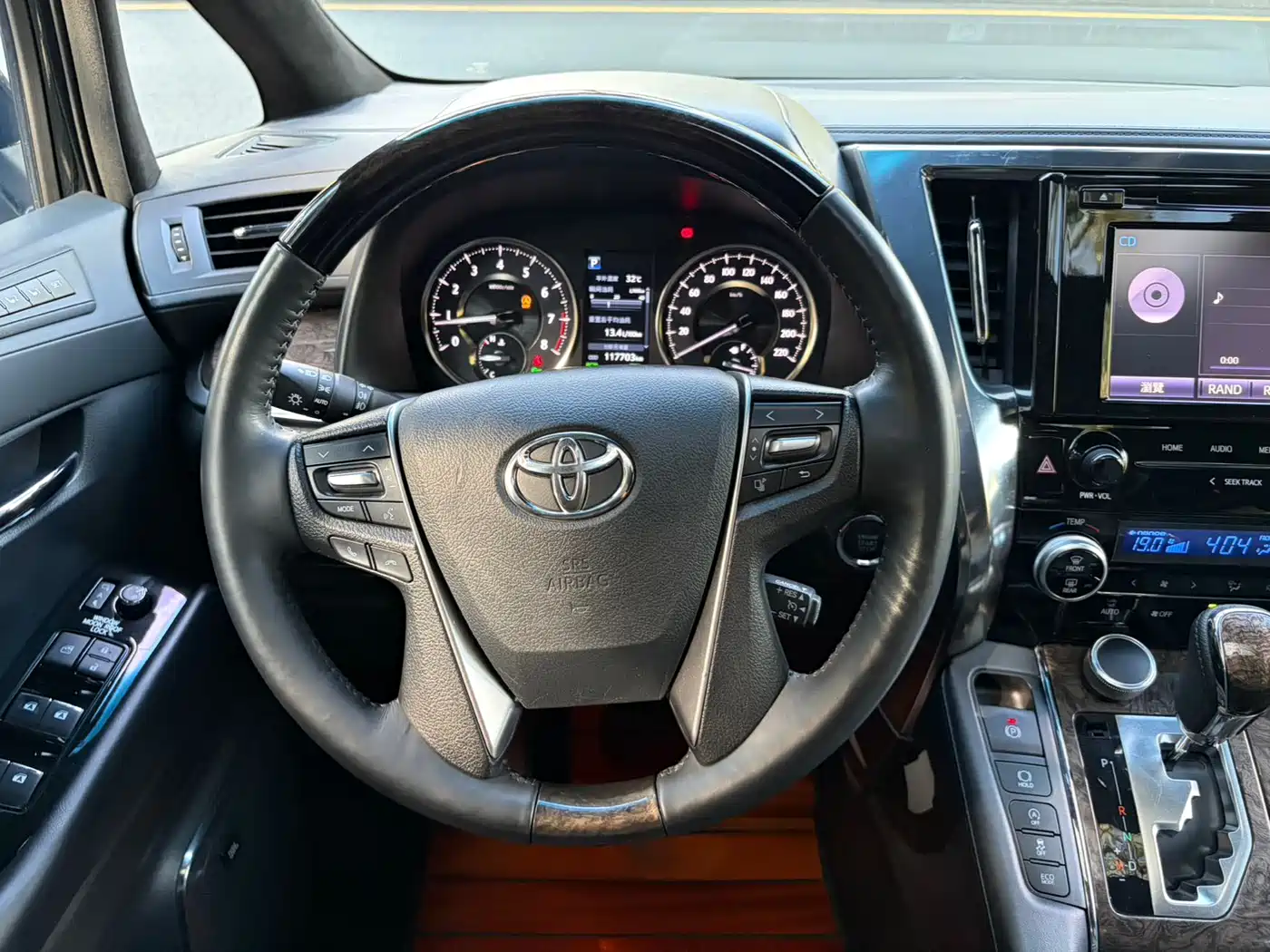 Toyota Alphard 2018 Facelift 3.5L Premium Edition фото 11