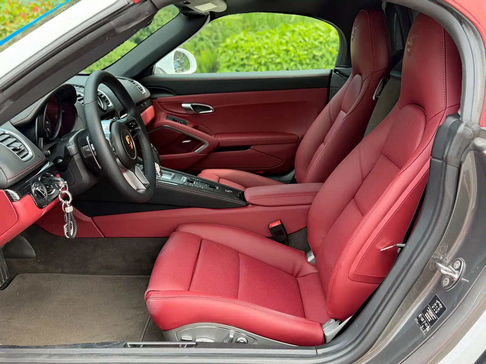 Photo 12 - Porsche Boxster