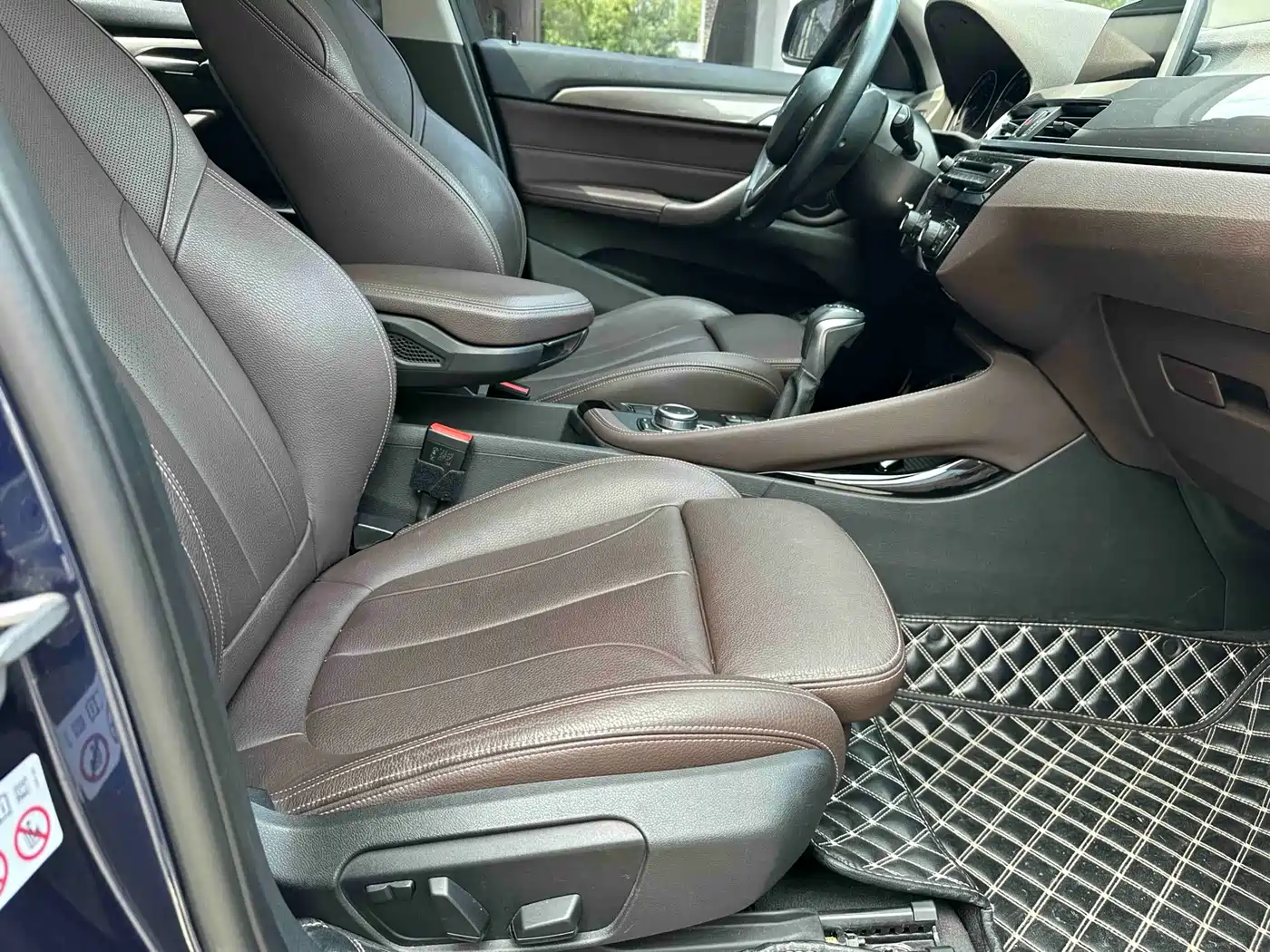 BMW X1 2018 xDrive20Li Premium Model фото 5