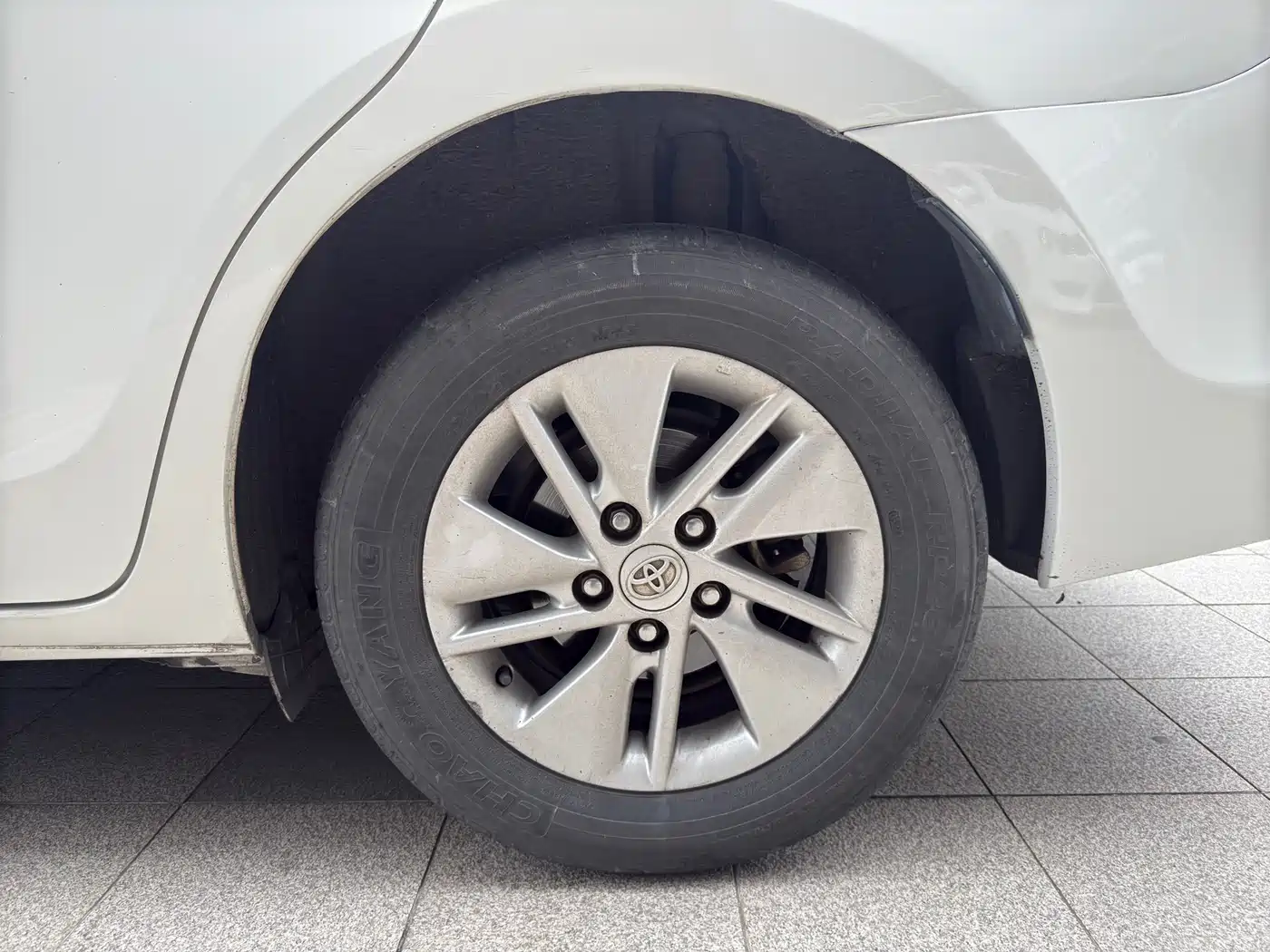 Toyota Corolla 2017 1.6L CVT GL фото 14