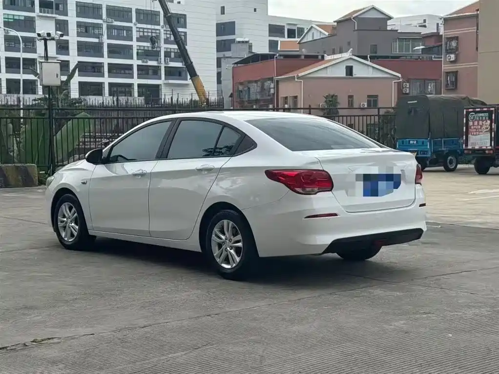 Chevrolet Cavalier 2018 320 Auto Joy Edition фото 6