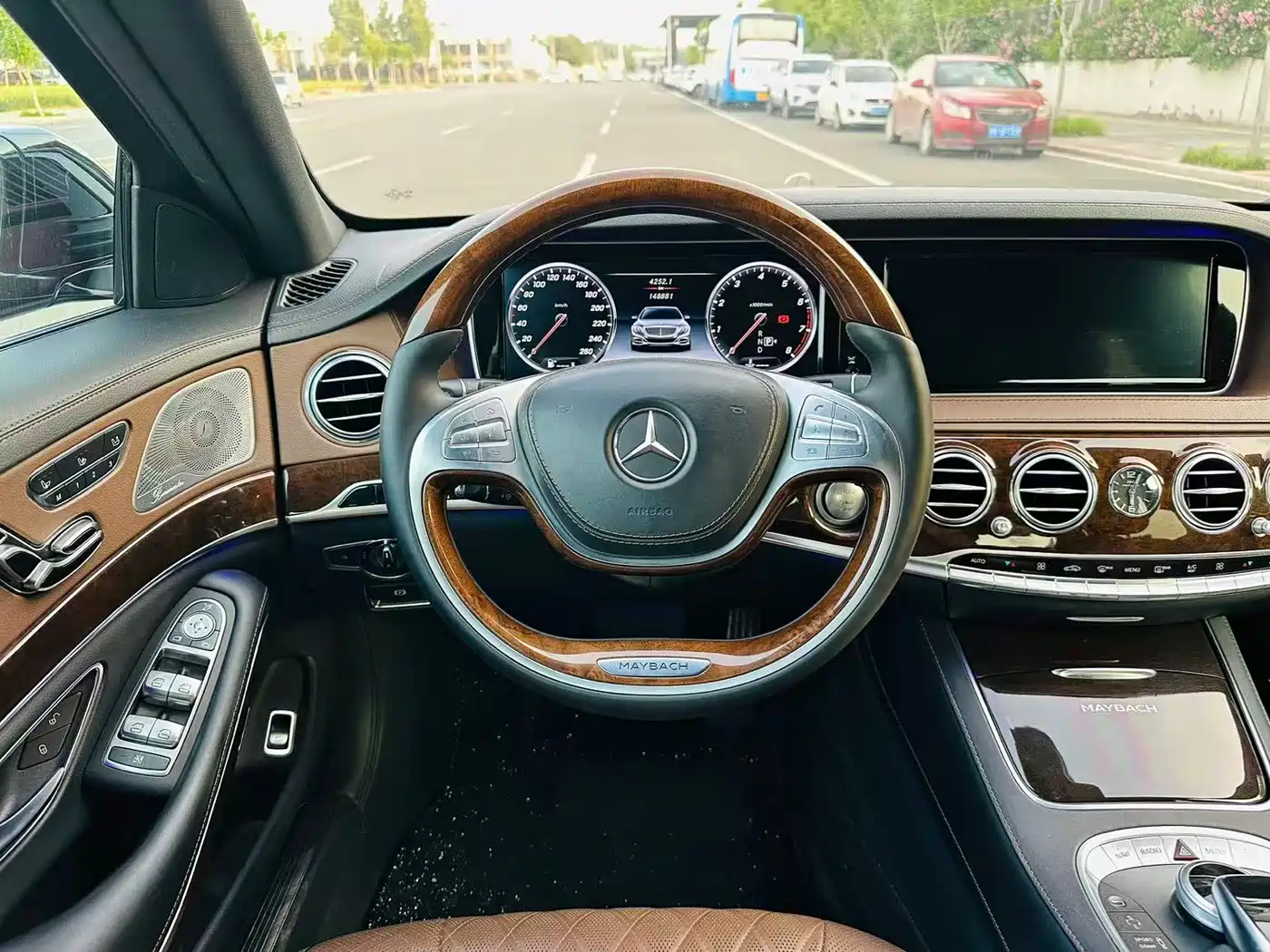 Mercedes-Benz Maybach S-Class 2016 S 400 4MATIC фото 9