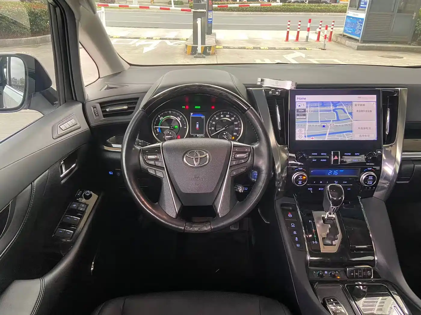 Toyota Vellfire 2021 Crown Hybrid 2.5L HV Luxury Edition фото 10