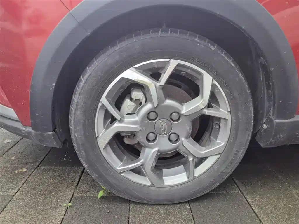 Geely Yuanjing X1 2018 2017 1.3L Auto Player Edition