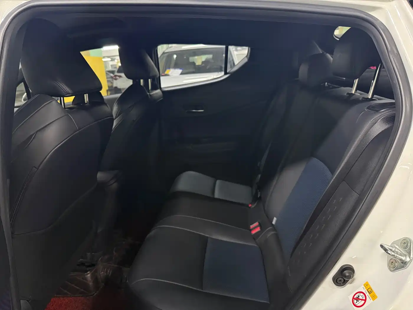 Toyota C-HR 2020 Model 2.0L Leading фото 7