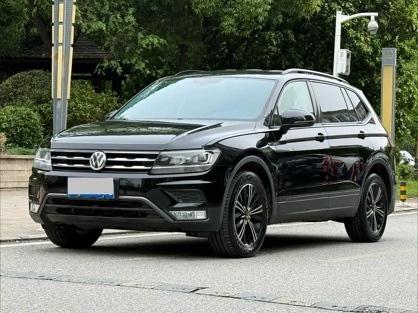 Volkswagen Tiguan L 2021 280TSI Automatic 2WD Smart фото 4