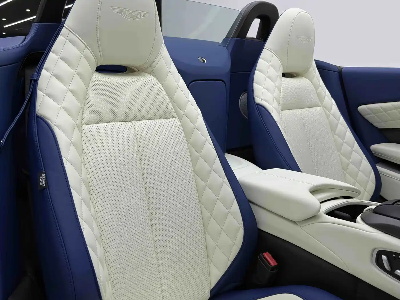 Aston Martin Vantage 2022 2022 4.0T V8 Roadster