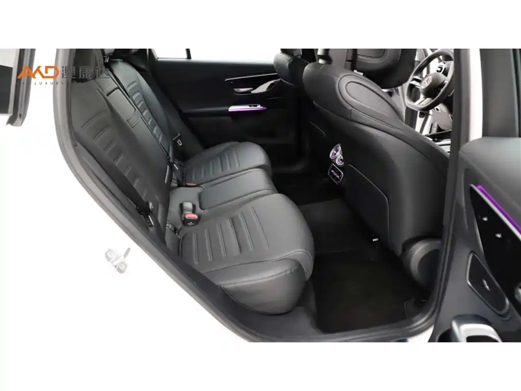 Mercedes-Benz GLC 2025 Model Year GLC 260 L 4MATIC Luxury фото 8
