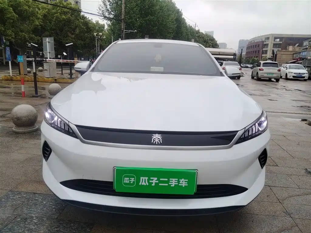 BYD Qin PLUS 2026 EV Smart Drive Edition 510KM Progressive фото 3