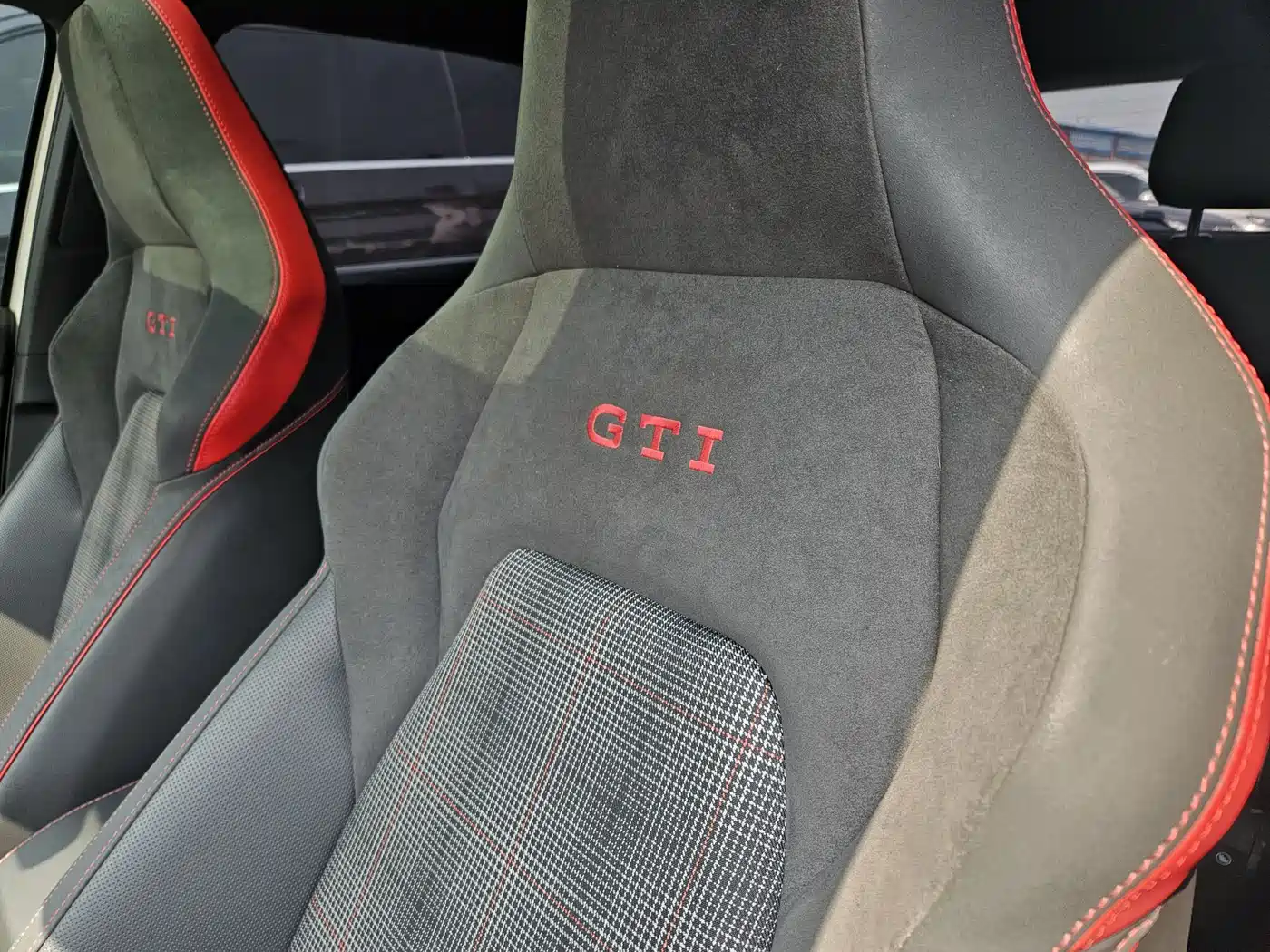 Volkswagen Golf GTI 2021 380TSI DSG GTI фото 16