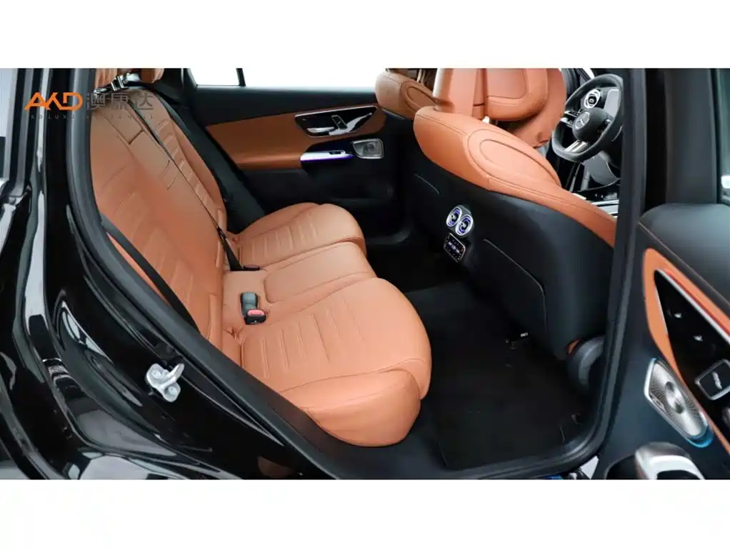 Mercedes-Benz GLC 2025 Facelift GLC 260 L 4MATIC Luxury фото 8