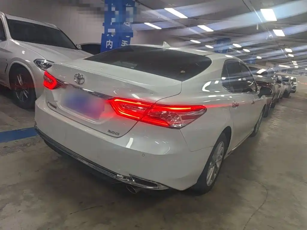 Toyota Camry 2023 2.0G Luxury Edition фото 7