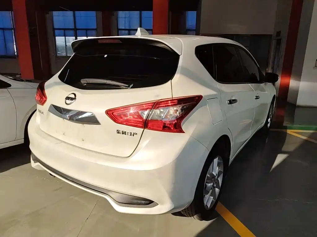 Nissan Tiida 2024 2024 1.6L CVT Smart Drive Edition