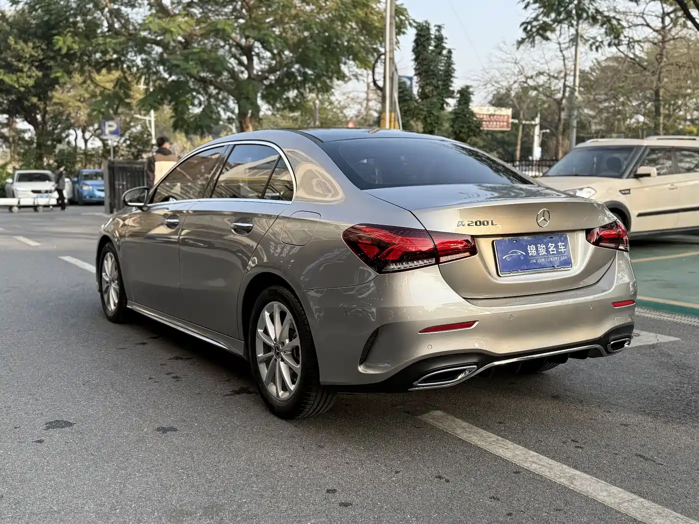 Mercedes-Benz A-Class 2021 A 200 L Sport Sedan Fashion Edition фото 4