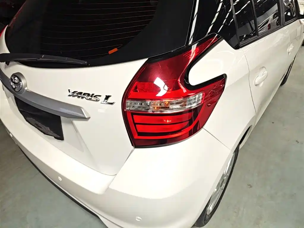 Toyota YARiS L Zhi Xuan 2016 Facelift 1.5E CVT Charming Edition фото 8