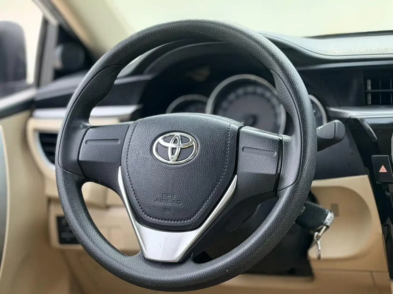 Toyota Corolla 2017 1.6L CVT GL фото 13