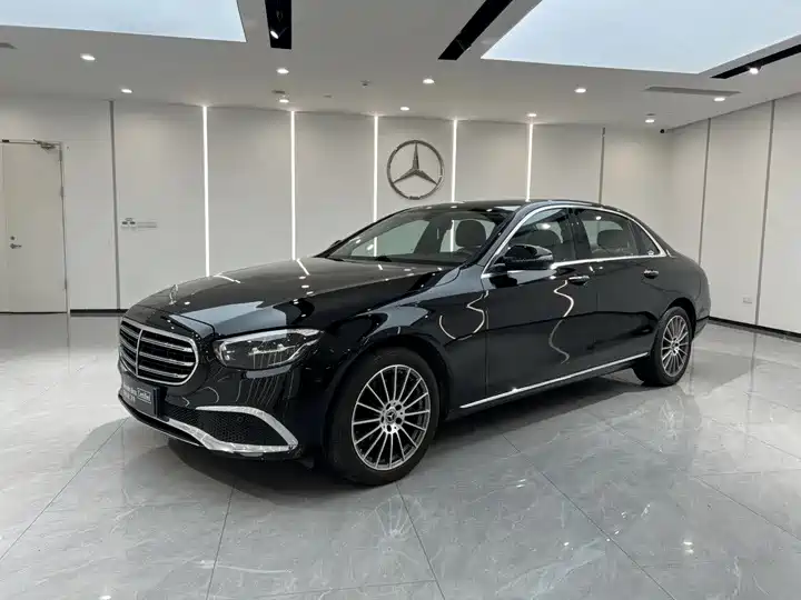  E CLASS