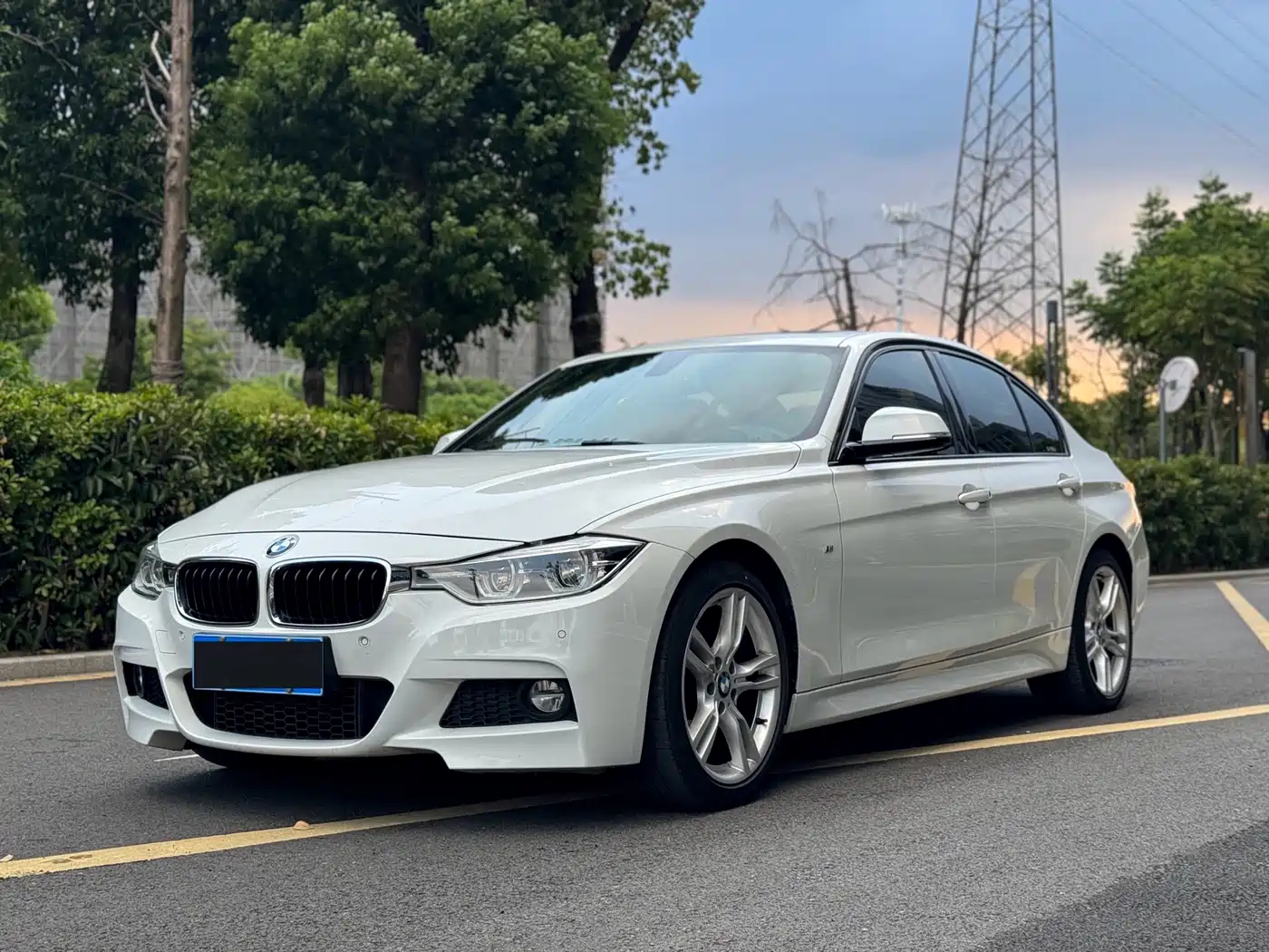 BMW 3 Series 2018 320i M Sport Black Night Edition