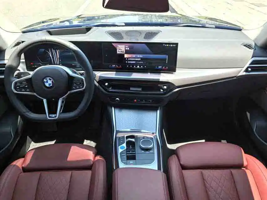 BMW i3 2025 eDrive 40 L Shadow Night Sport Package фото 9