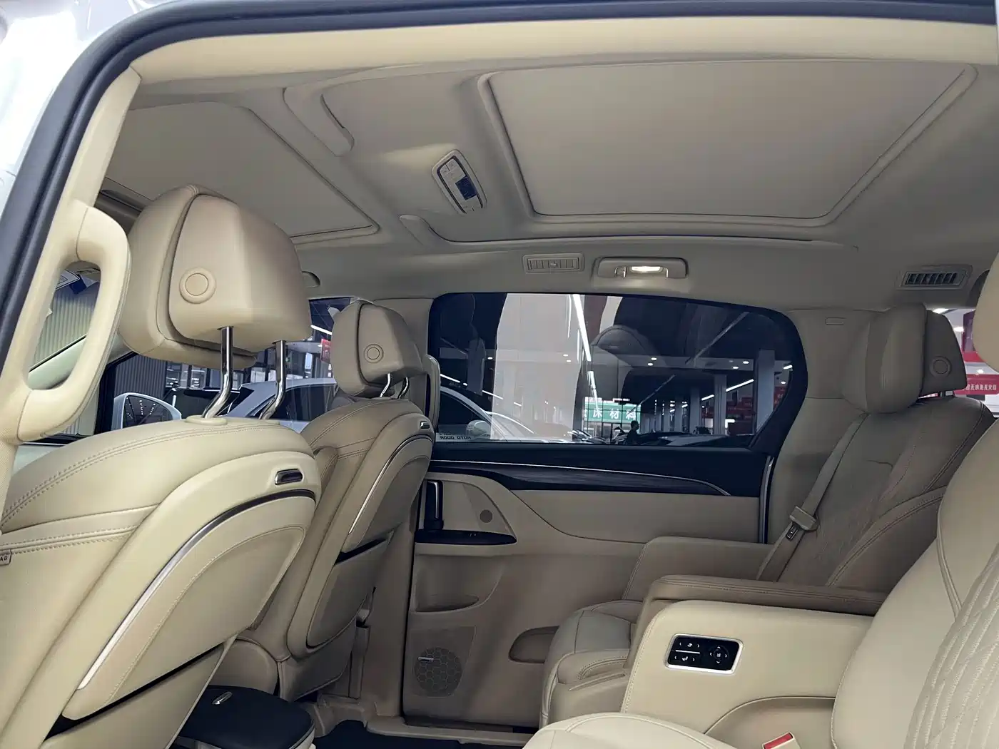 Фото 22 - Buick GL8