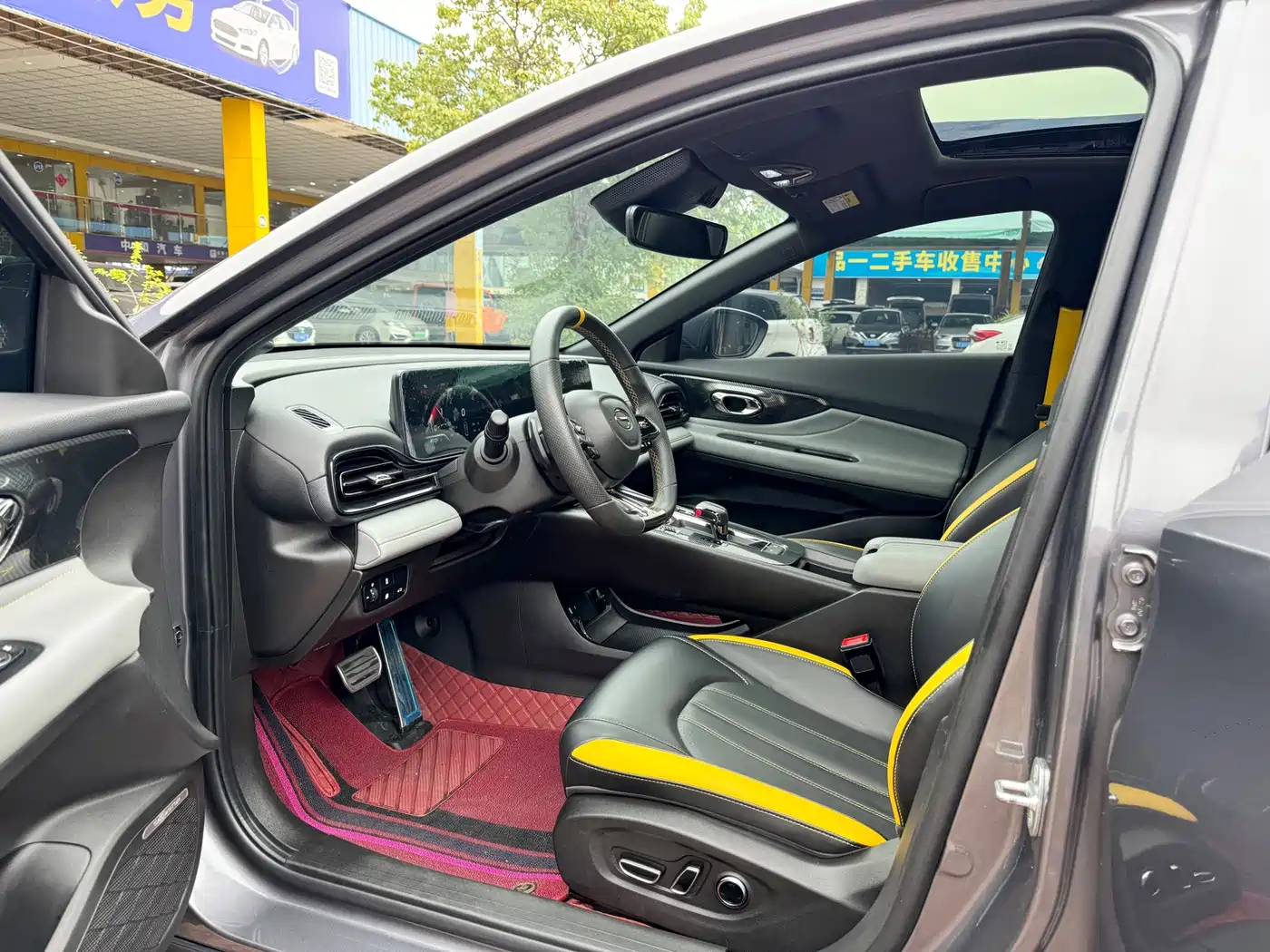 GAC Trumpchi Trumpchi Emkoo 2023 270T DCT J16 Edition фото 9