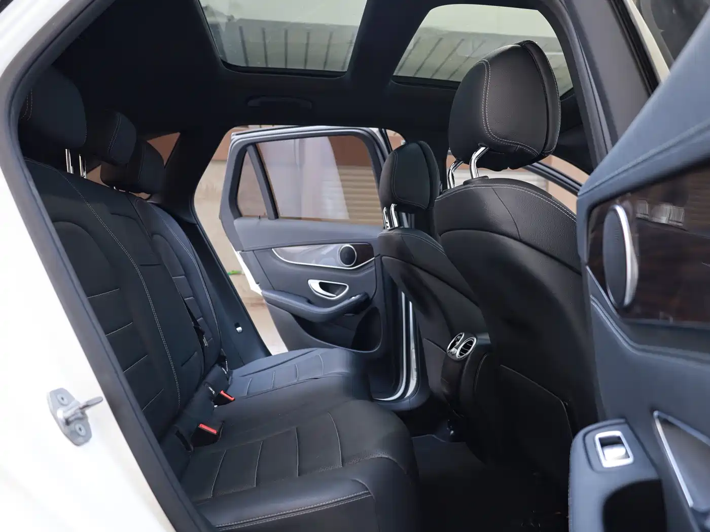 Mercedes-Benz GLC 2017 GLC 260 4MATIC Dynamic фото 6