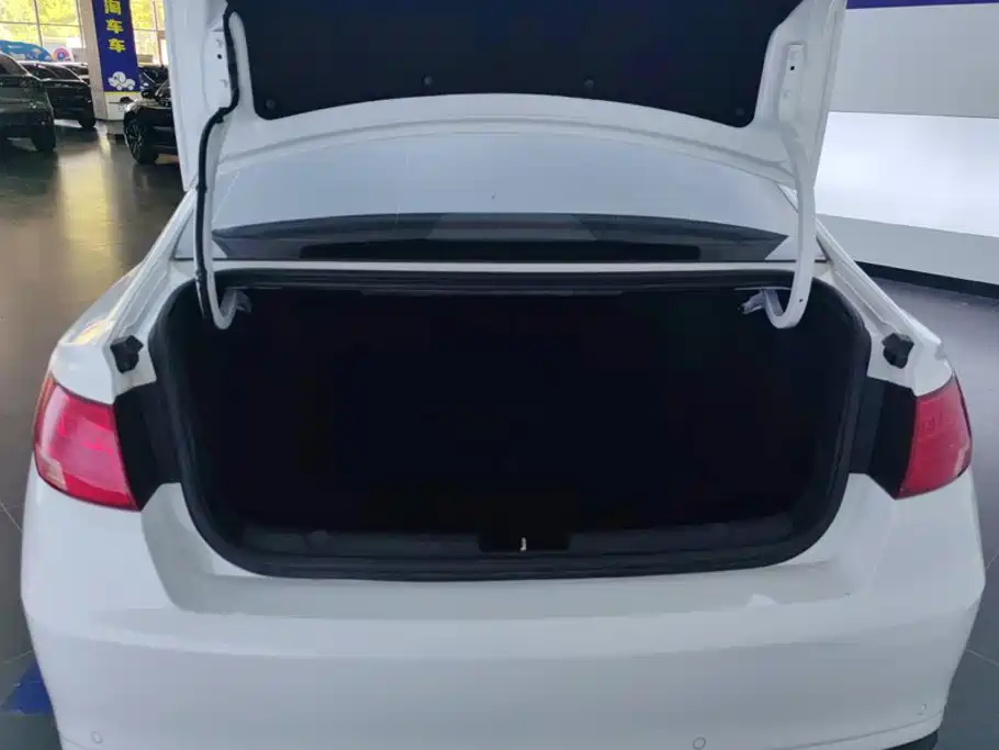Geely Emgrand GL 2020 2020 1.4T CVT Luxury