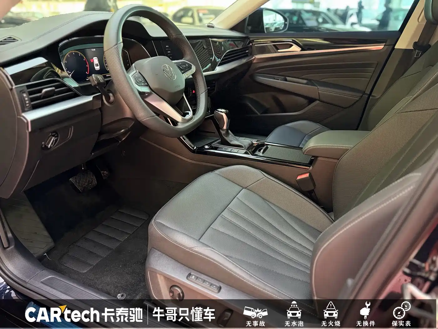 Volkswagen Passat 2025 Outstanding 330TSI Starlight Elite Edition фото 8