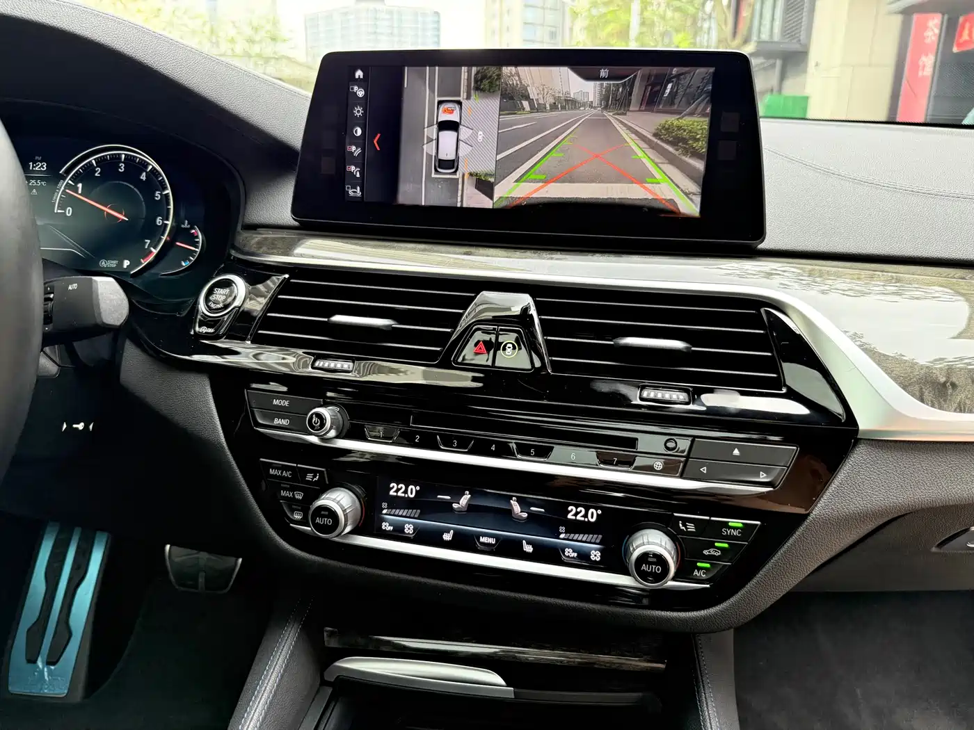 BMW 6 Series GT 2018 630i M Sport Package фото 16