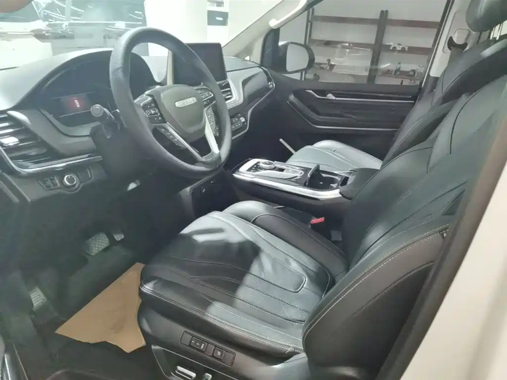SAIC Maxus Maxus G20 2021 PLUS 2.0T Gasoline Automatic Elegance Edition фото 15