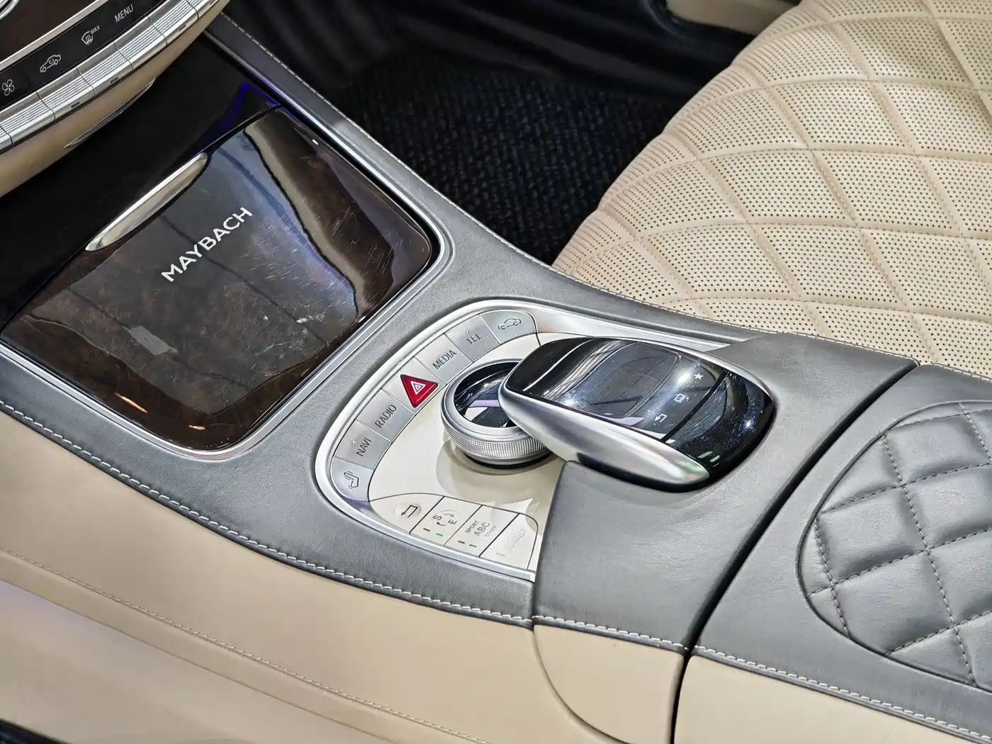 Mercedes-Benz Maybach S-Class 2015 S 600 фото 14