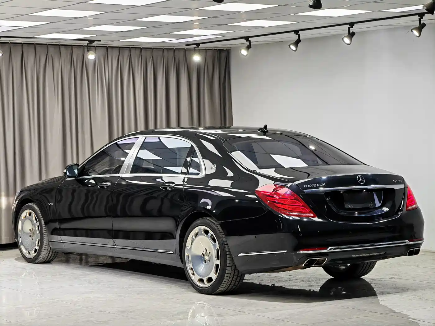 Mercedes-Benz Maybach S-Class 2015 S 600 фото 16