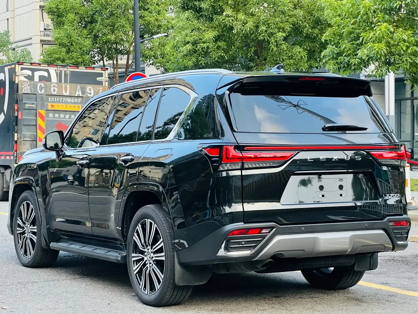 Lexus LX 2025 2025 700h Boundary Edition