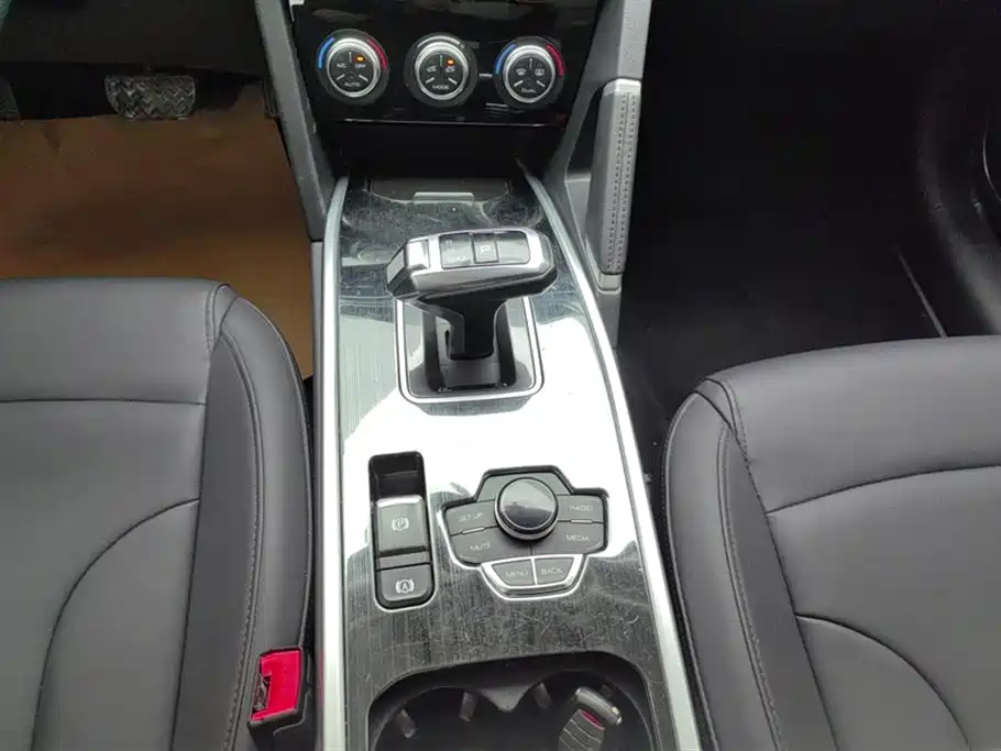 Haval H6 2018 Sport Edition 1.5T Automatic 2WD Elite China V фото 16