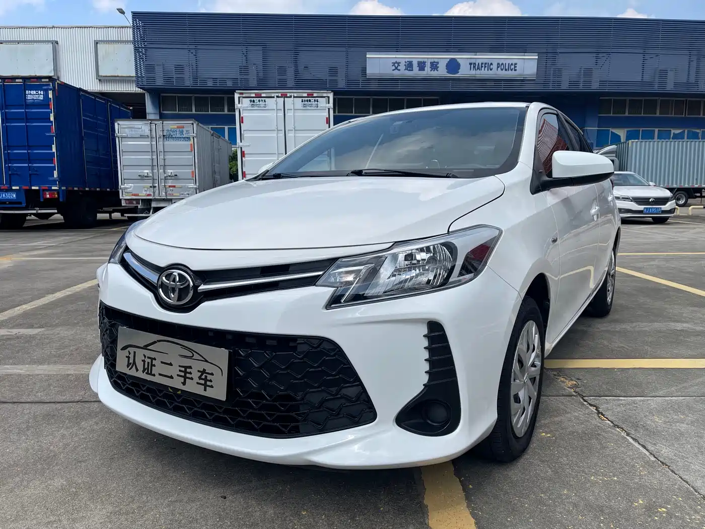 Toyota Vios FS 2022 1.5L CVT Sharp Speed CARE Edition фото 11