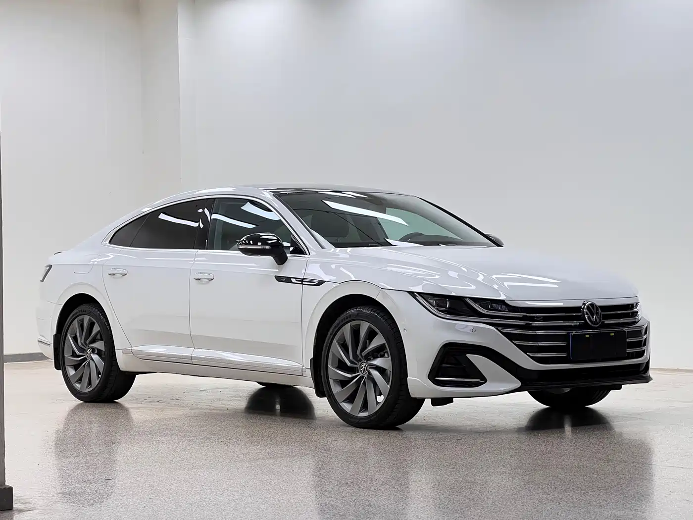 Volkswagen FAW-Volkswagen CC 2021 Model 380TSI Shining Edition фото 3