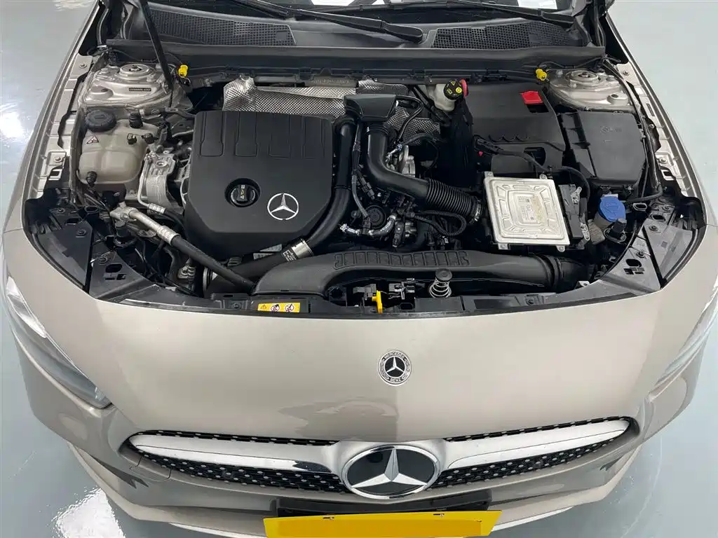 MERCEDES-BENZ A CLASS