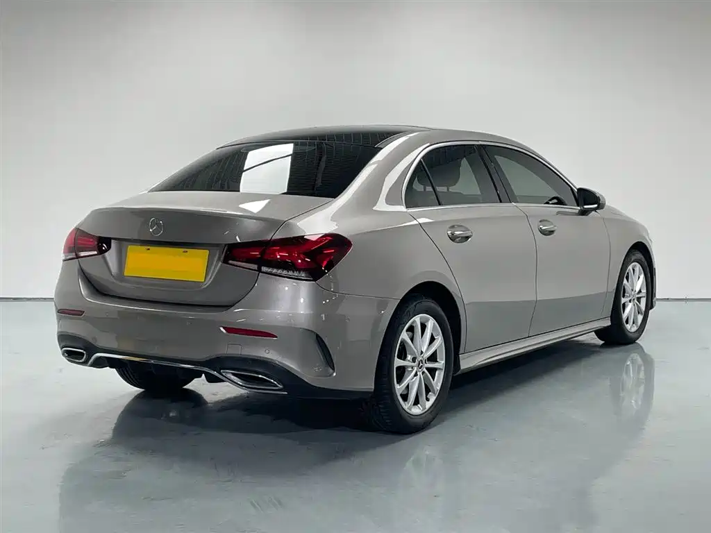 MERCEDES-BENZ A CLASS